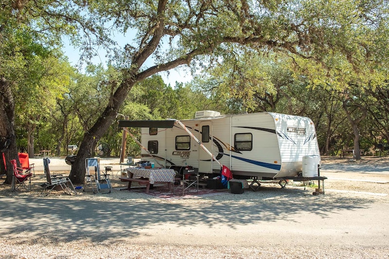 Premium Pull-Thru RV Site-4